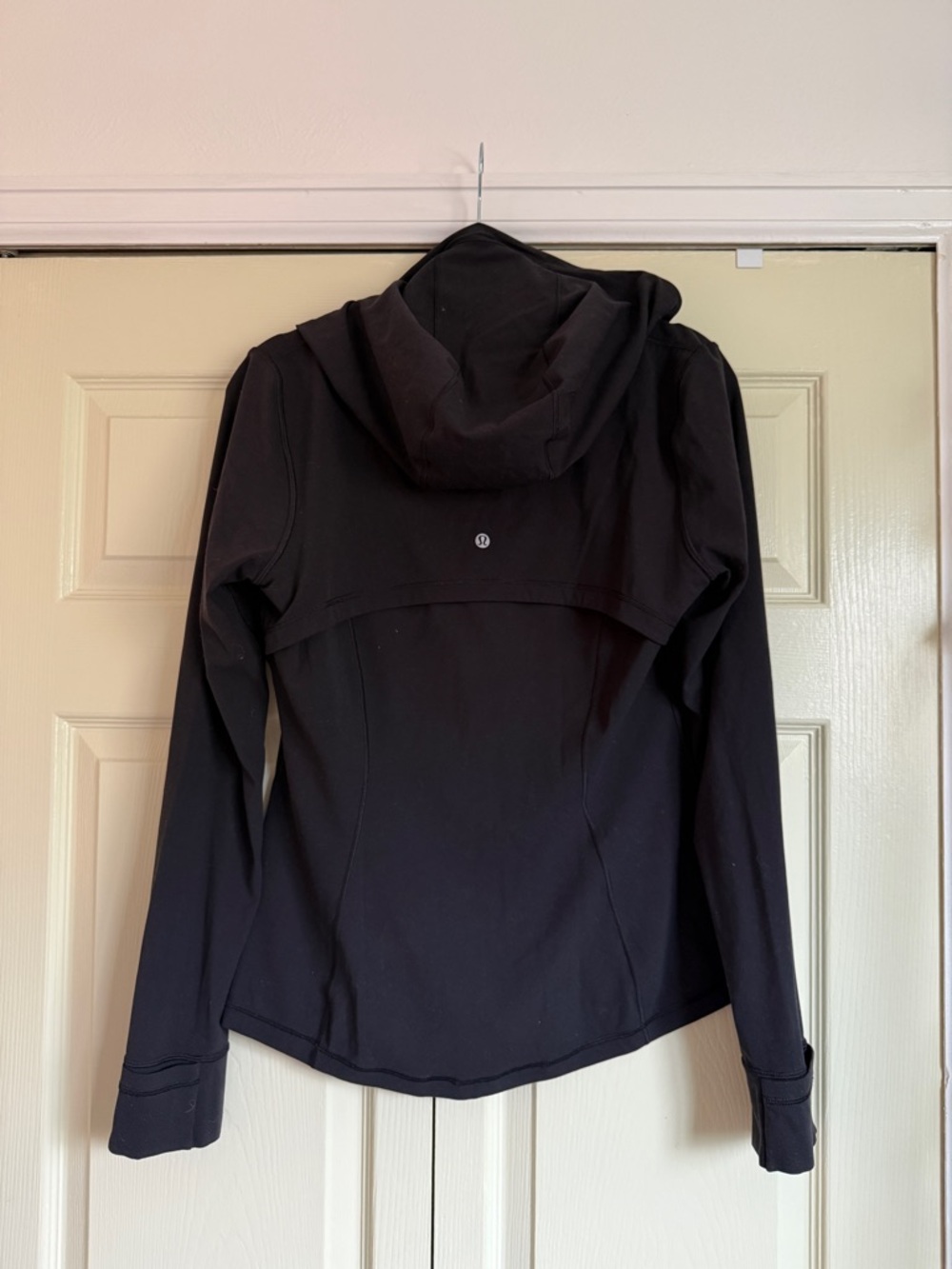 lululemon Define Hooded Jacket in Black - Picture 5 of 7